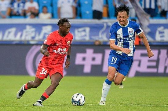 公交车被cao合不拢腿