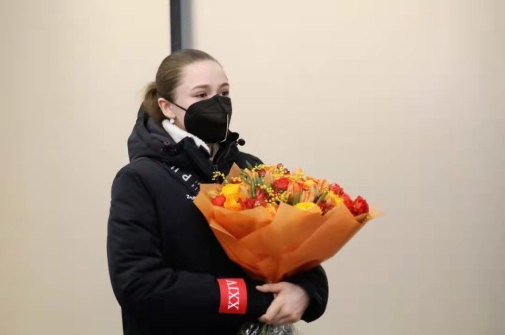 大香伊人久久精品一区二区